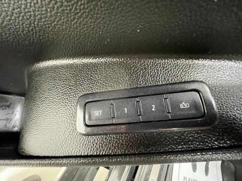 Used 2019 GMC Yukon Denali w/ Denali Ultimate Package AWD/4WD image 18