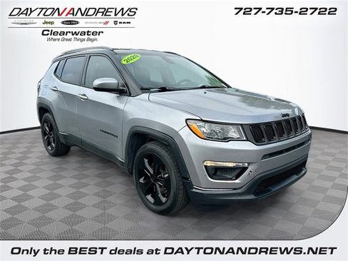 Used 2020 Jeep Compass Latitude image 1