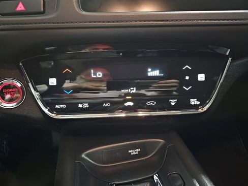 Used 2019 Honda HR-V EX image 18
