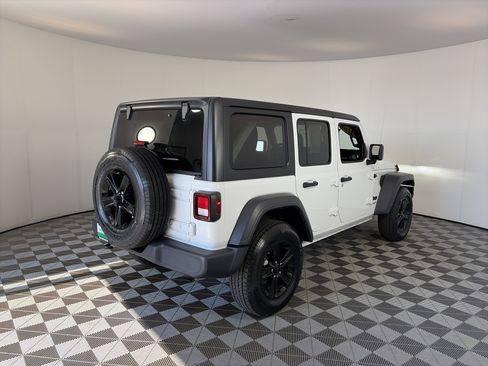 Used 2020 Jeep Wrangler Unlimited Sport AWD/4WD image 10