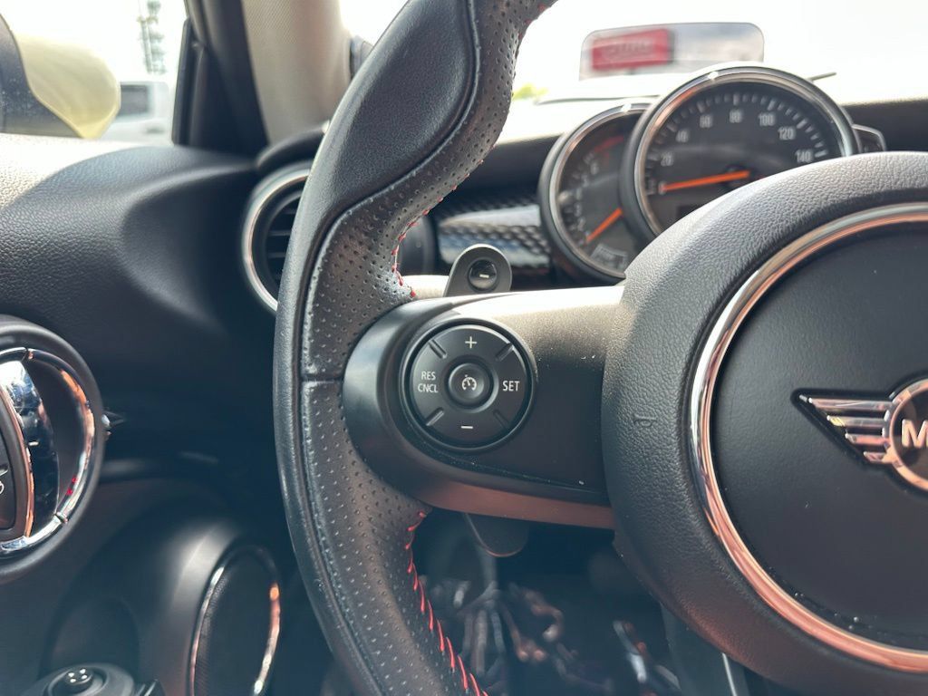 Used 2020 MINI Cooper S FWD image 26