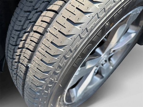 Certified 2021 Jeep Grand Cherokee L Limited image 19