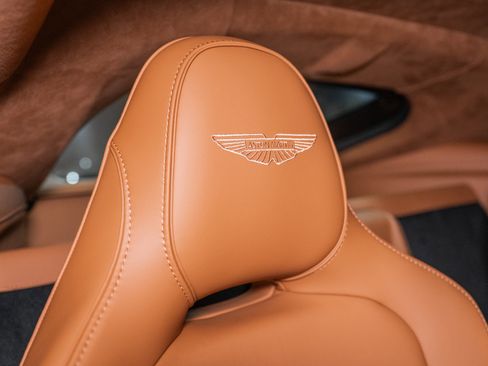 New 2026 Aston Martin V8 Vantage Coupe image 5