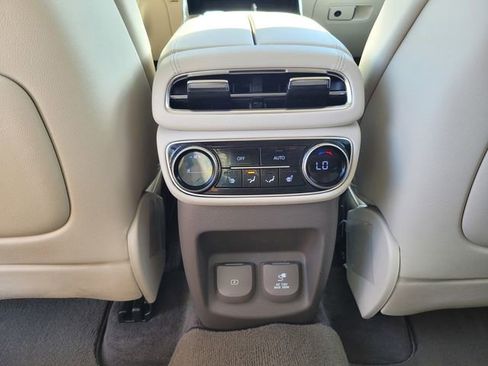 Used 2024 Genesis GV80 3.5T w/ Advanced Package image 15