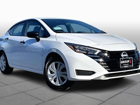 New 2025 Nissan Versa S image 2