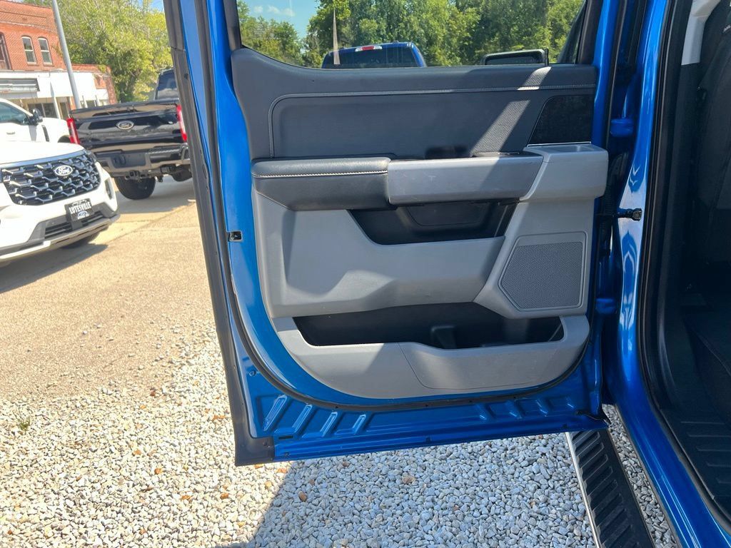 Used 2021 Ford F150 XLT w/ Equipment Group 302A High AWD/4WD image 15