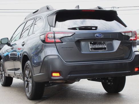 Used 2025 Subaru Outback Onyx Edition AWD/4WD image 5