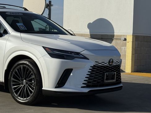 Certified 2025 Lexus RX 350h w/ Convenience Package AWD/4WD image 3
