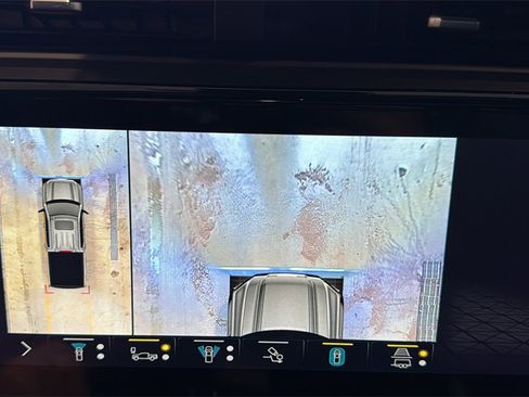 Used 2022 GMC Sierra 1500 AT4 w/ AT4 Premium Package image 37