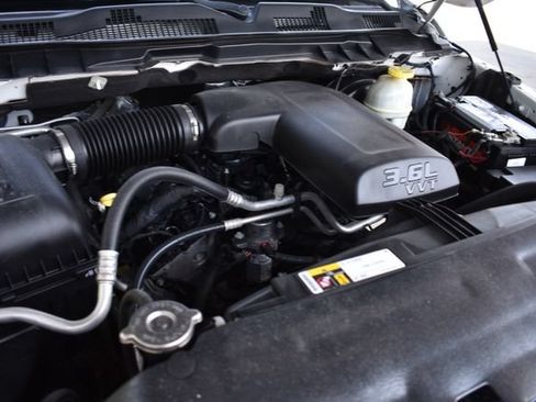 Used 2018 RAM 1500 Tradesman RWD image 18