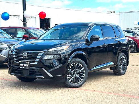 New 2026 Nissan Rogue Platinum w/ Platinum Premium Package AWD/4WD image 2