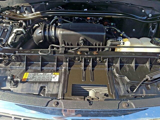 Used 2023 Ford Explorer Limited AWD/4WD image 29