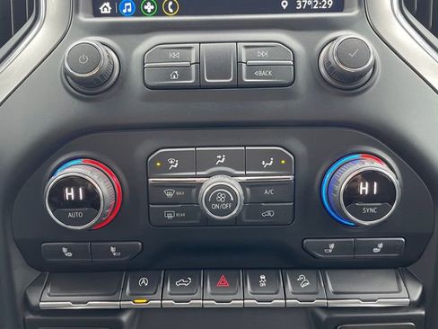 Used 2021 Chevrolet Silverado 1500 LT Trail Boss w/ Bed Protection Package image 19