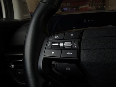 Used 2026 Kia Sportage LX FWD image 33