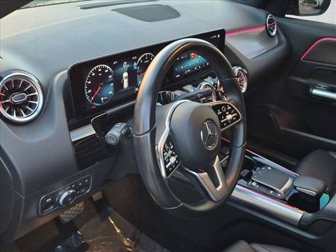 Used 2023 Mercedes-Benz GLA 250 image 10