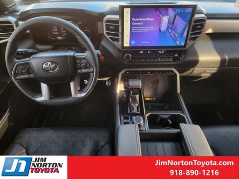 Used 2025 Toyota Tundra Limited image 27