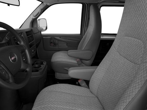 Used 2016 GMC Savana 2500 RWD image 11