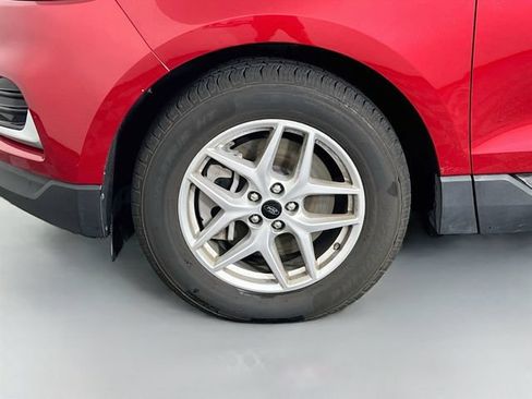Used 2024 Ford Edge SEL AWD/4WD image 10