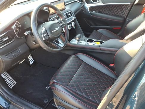 Used 2022 Genesis G70 3.3T image 15