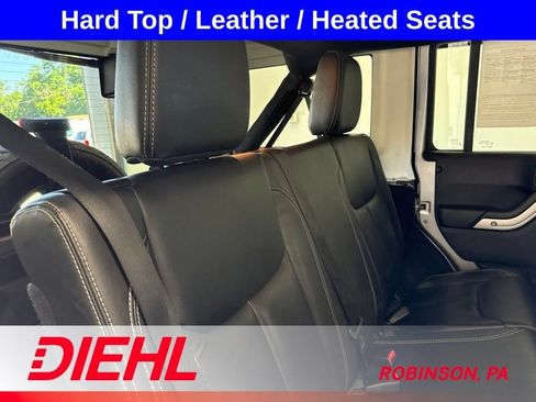 Used 2014 Jeep Wrangler Unlimited Sahara w/ Connectivity Group AWD/4WD image 11