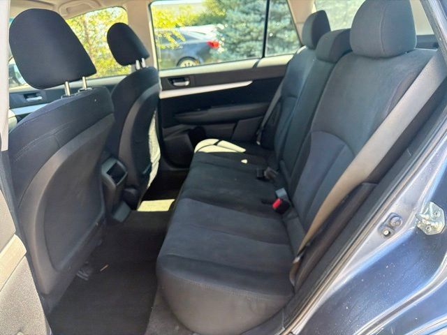Used 2013 Subaru Outback 2.5i AWD/4WD image 18