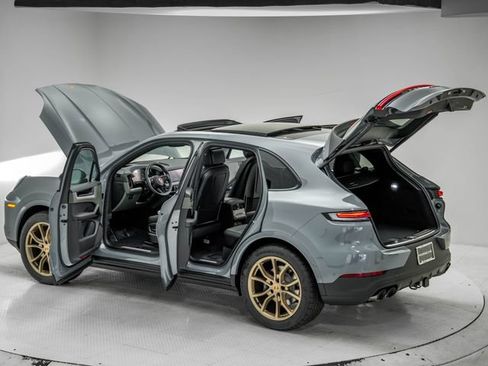 New 2026 Porsche Cayenne AWD/4WD image 34