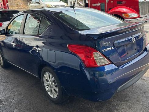 Used 2018 Nissan Versa SV w/ SV Special Edition Package image 3