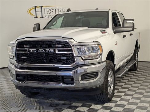 Used 2024 RAM 3500 Tradesman w/ Chrome Appearance Group image 4