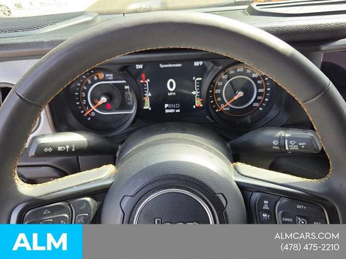 Used 2024 Jeep Gladiator Sport AWD/4WD image 25