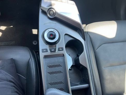 Used 2022 Kia EV6 Wind AWD/4WD image 10