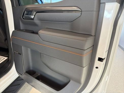 Used 2026 GMC Sierra 1500 AT4 w/ AT4 Premium Package image 44