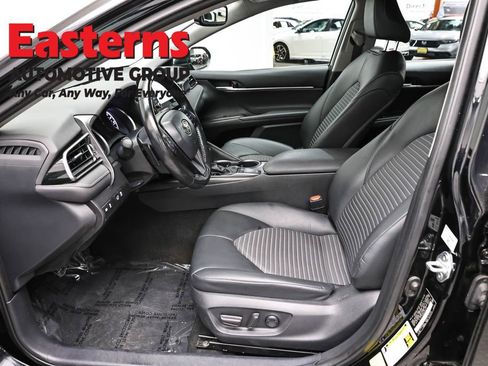 Used 2024 Toyota Camry SE w/ Convenience Package FWD image 14