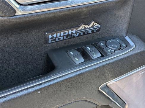 Used 2023 Chevrolet Silverado 1500 High Country w/ High Country Premium Package AWD/4WD image 11