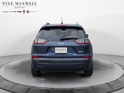 Used 2020 Jeep Cherokee Latitude Plus w/ Comfort/Convenience Group image 16