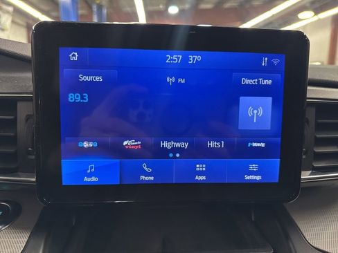 Used 2020 Ford Explorer XLT w/ Equipment Group 202A image 20