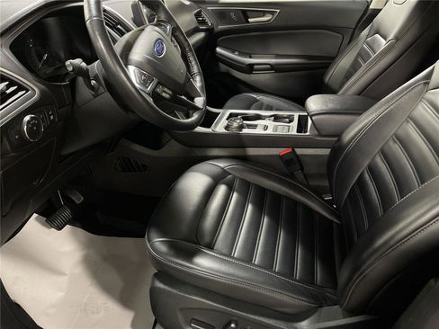 Used 2022 Ford Edge SEL w/ Convenience Package image 8