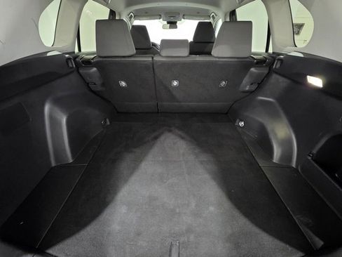 Used 2024 Toyota RAV4 XLE image 21