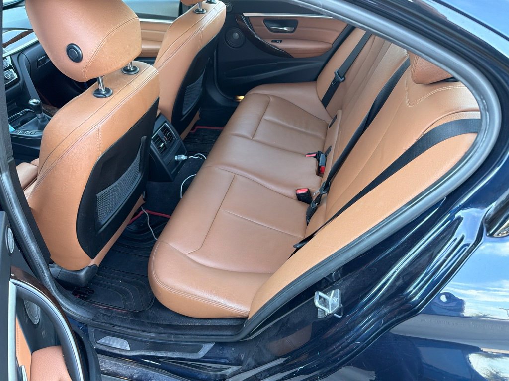 Used 2016 BMW 340i xDrive Sedan AWD/4WD image 34