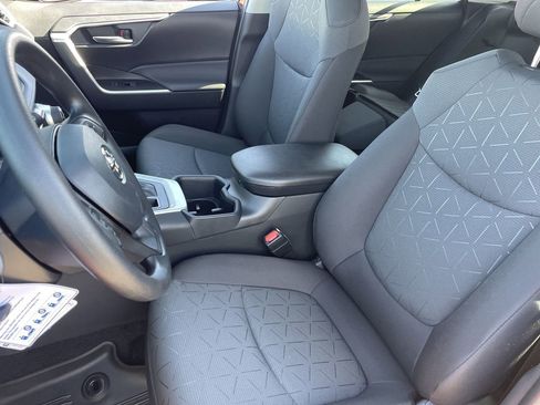 New 2025 Toyota RAV4 XLE image 19