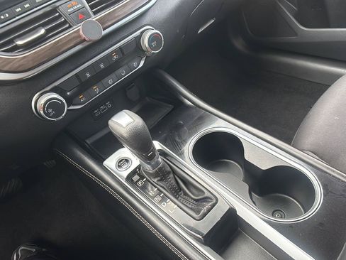 Used 2023 Nissan Altima 2.5 SV FWD image 34