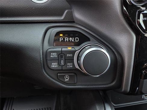 New 2026 RAM 1500 4x4 Crew Cab image 23