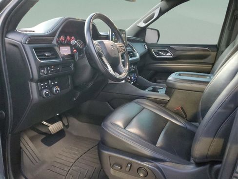 Used 2021 Chevrolet Tahoe Z71 w/ Rear Media and Nav Package image 17