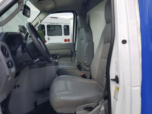 Used 2023 Ford E-350 and Econoline 350 Super Duty w/ Power Windows & Locks Group RWD image 17