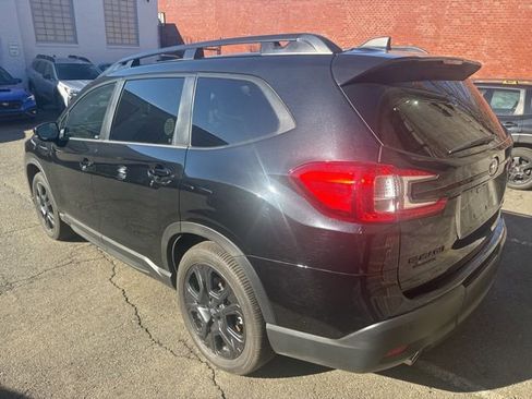 Used 2025 Subaru Ascent Bronze Edition image 10
