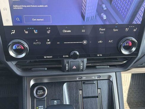 Used 2024 Lexus GX 550 w/ Accessory Package (Z1) AWD/4WD image 22