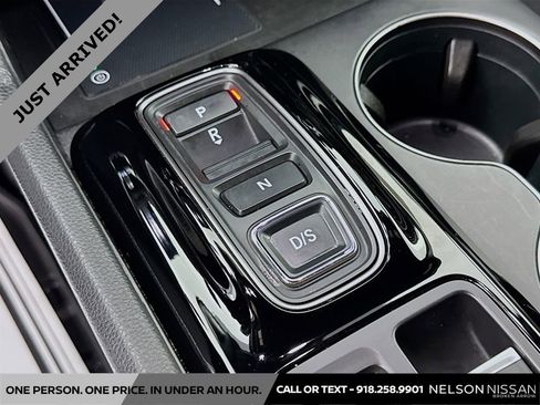 Used 2023 Honda Pilot TrailSport image 16