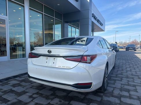 Certified 2021 Lexus ES 250 w/ Premium Package image 7