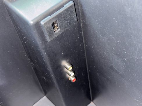 Used 2013 Nissan Armada SV image 26