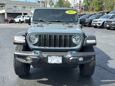 Certified 2025 Jeep Wrangler Unlimited Rubicon 4xe w/ Convenience Group AWD/4WD image 13