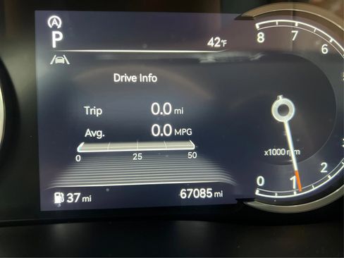 Used 2022 Genesis GV70 2.5T w/ Advanced Package image 15